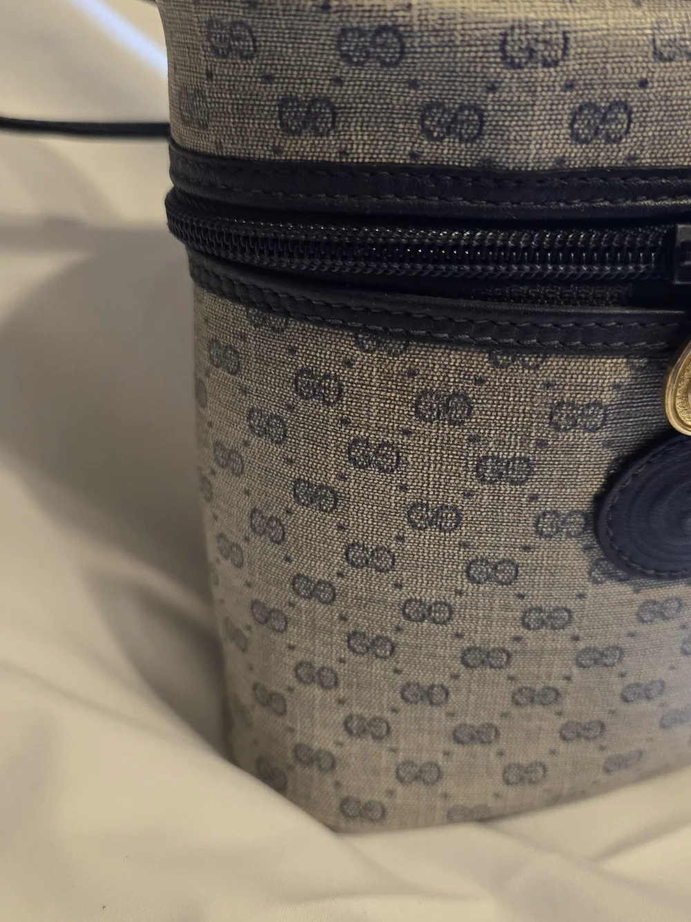 Vintage Gucci Monogram GG Supreme Canteen Binocular Vanity Crossbody Bag - Blue